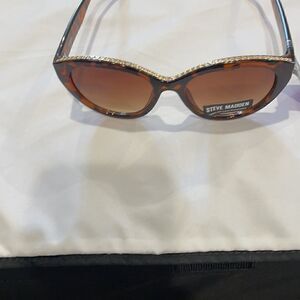 Steve Madden Sunglasses​​​​​​​​​​​​​​​​​​​​​​